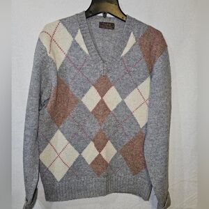 Thane Vintage Wool V-Neck Gray and Brown Argyle Sweater